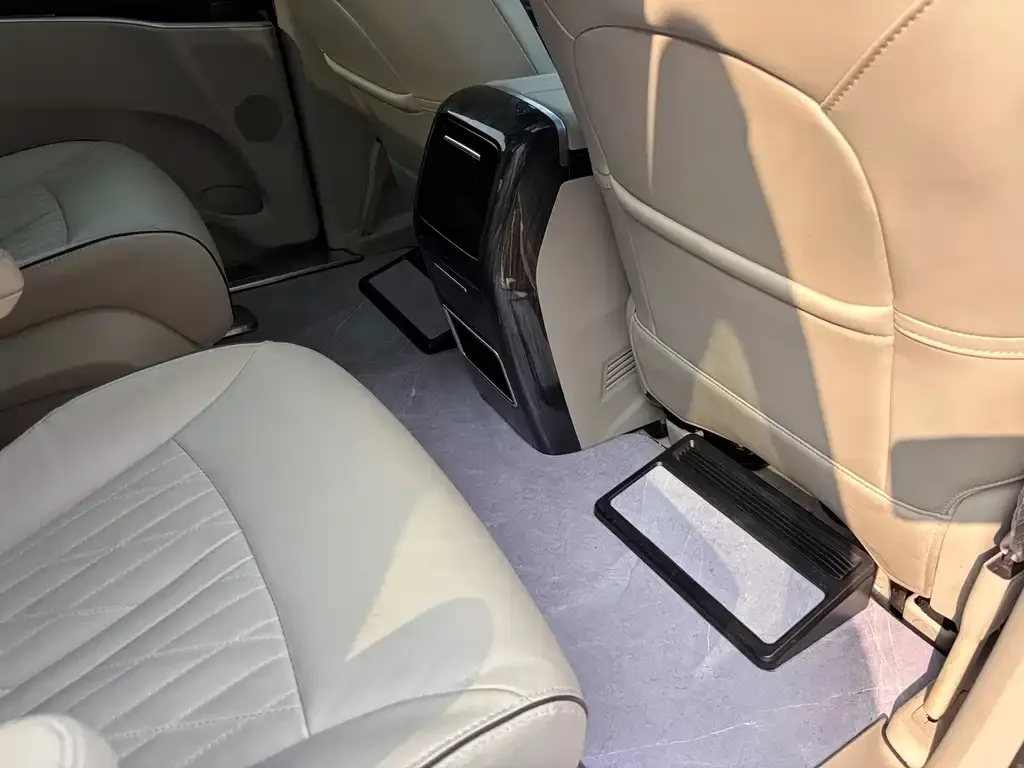 Buick GL8 2022 из CN, фото 4