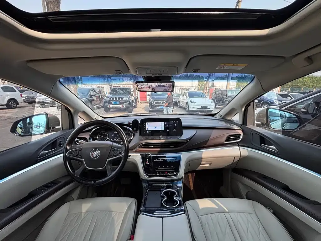 Buick GL8 2022 из CN, фото 8