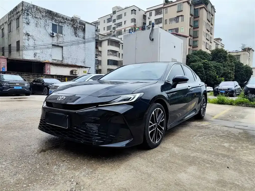 Toyota Camry 2025 из CN, фото 1