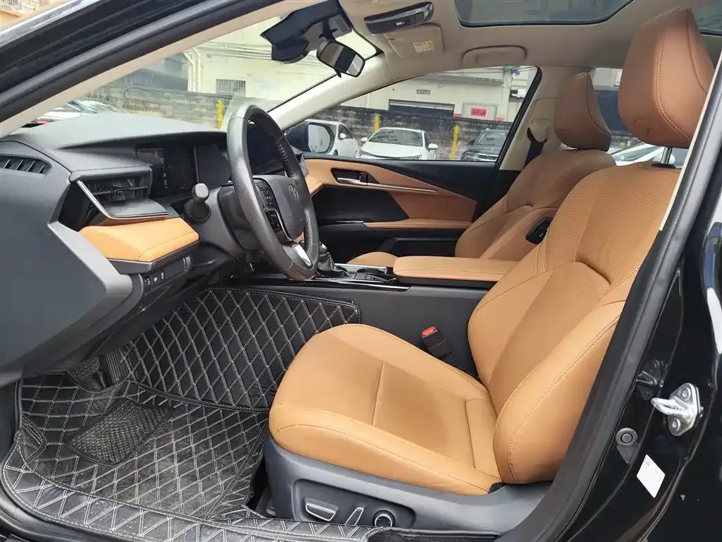 Toyota Camry 2025 из CN, фото 4