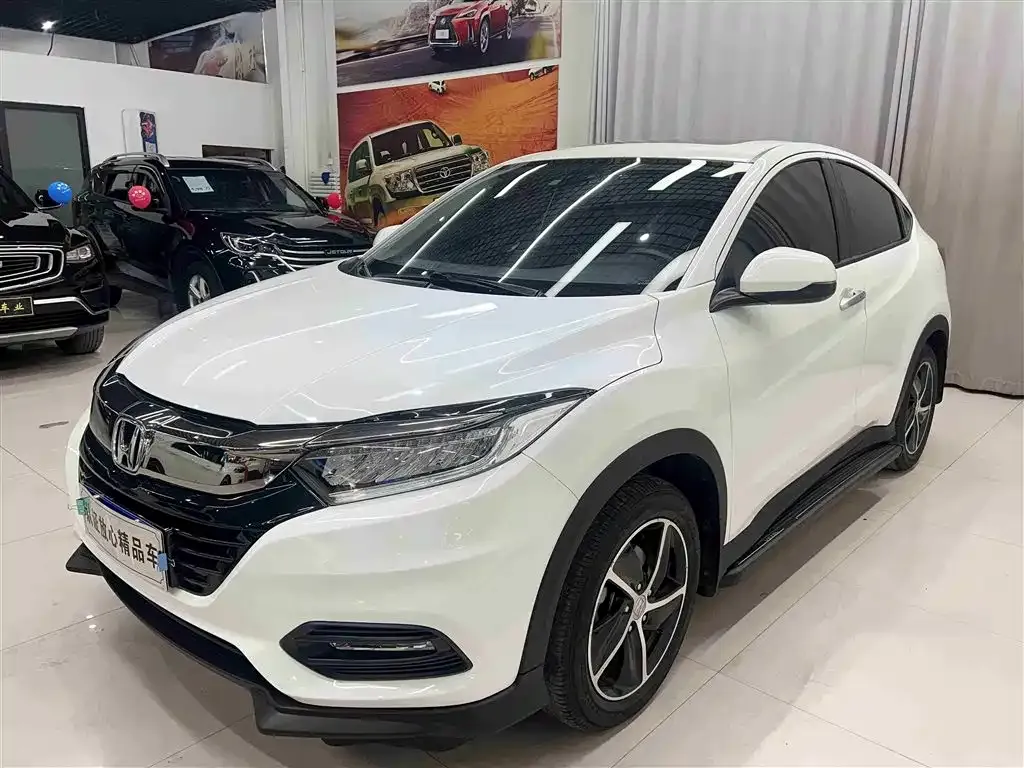 Honda Vezel — фото 1