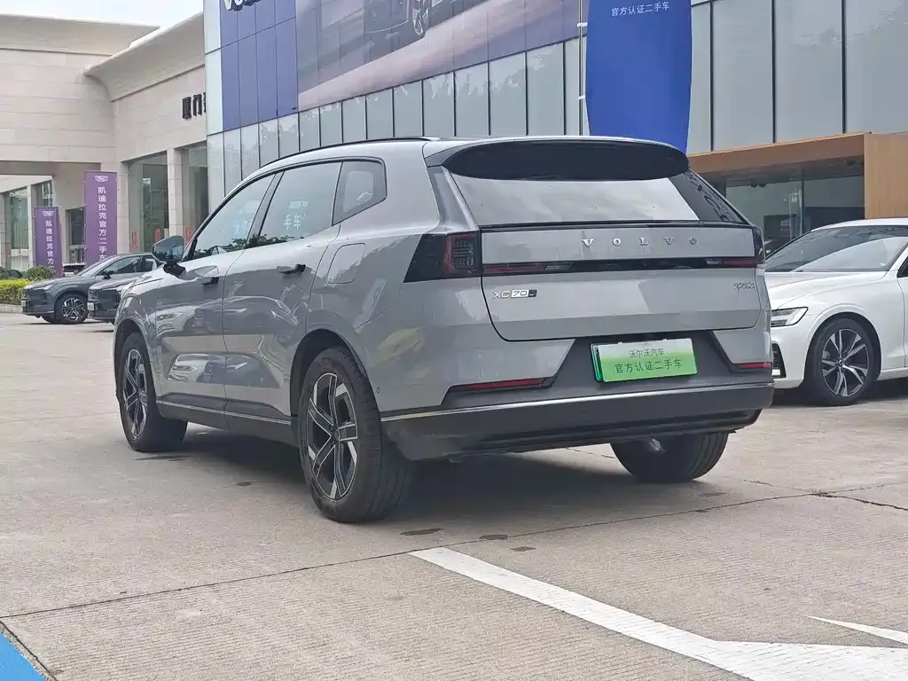 Volvo XC70 Plug-in Hybrid 2025 из CN, фото 6