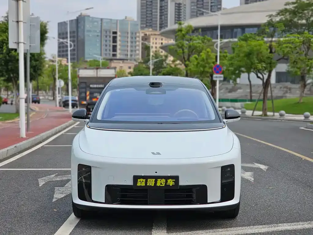 Li Auto i8 2025 из CN, фото 5