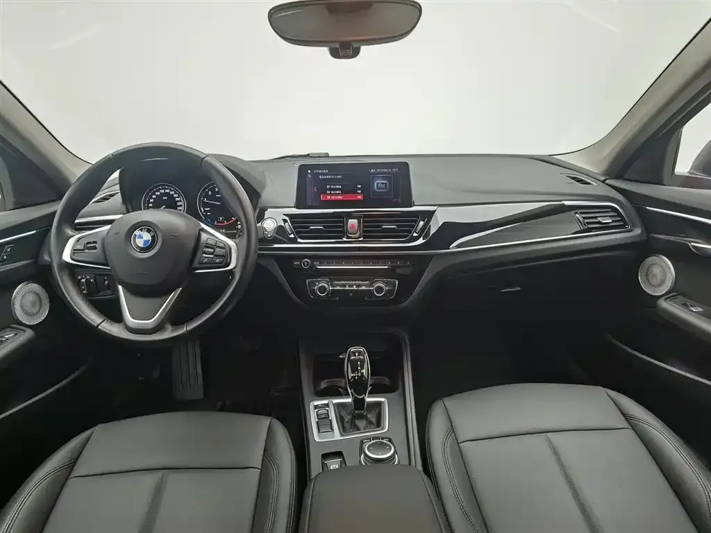 BMW 1 Series 2021 из CN, фото 6