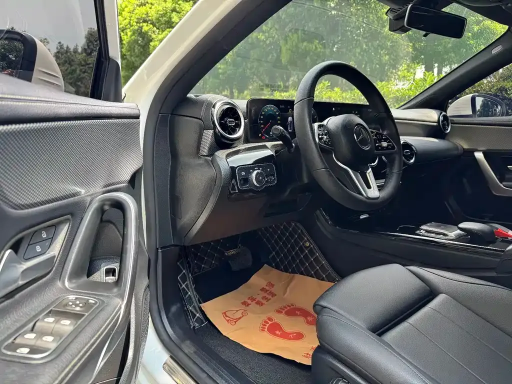 Mercedes-Benz A-Class 2021 из CN, фото 4