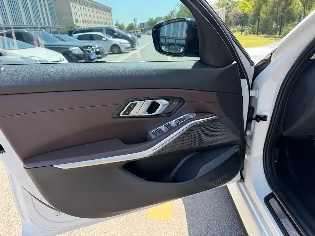 BMW i3 — фото 5