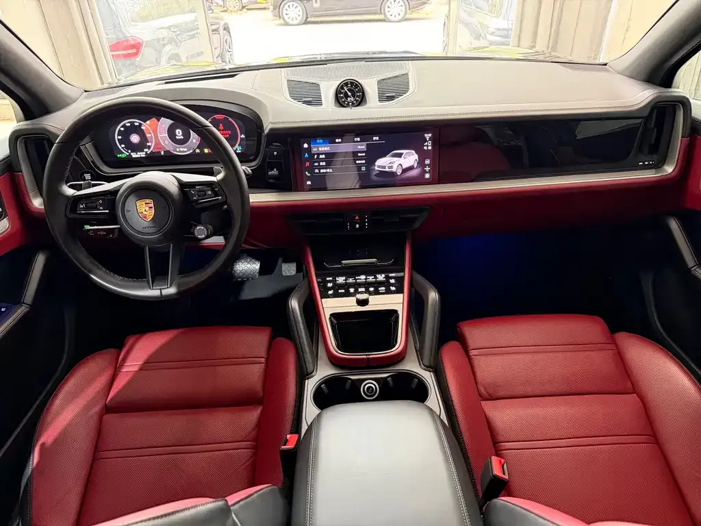 Porsche Cayenne 2025 из CN, фото 8