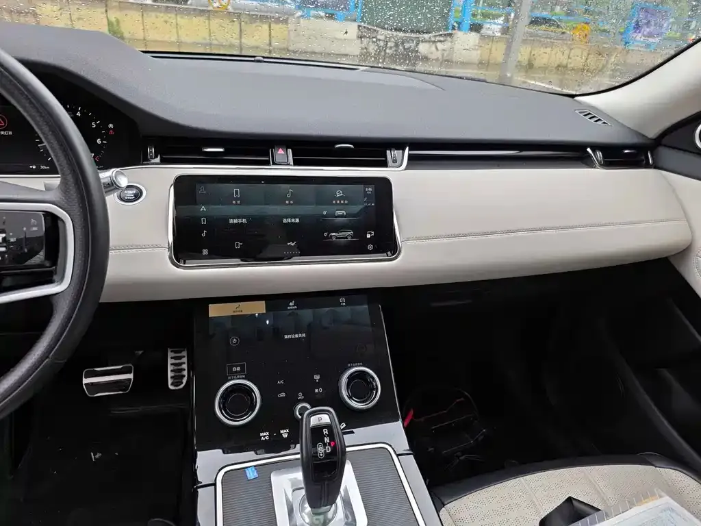 Land Rover Evoque — фото 6