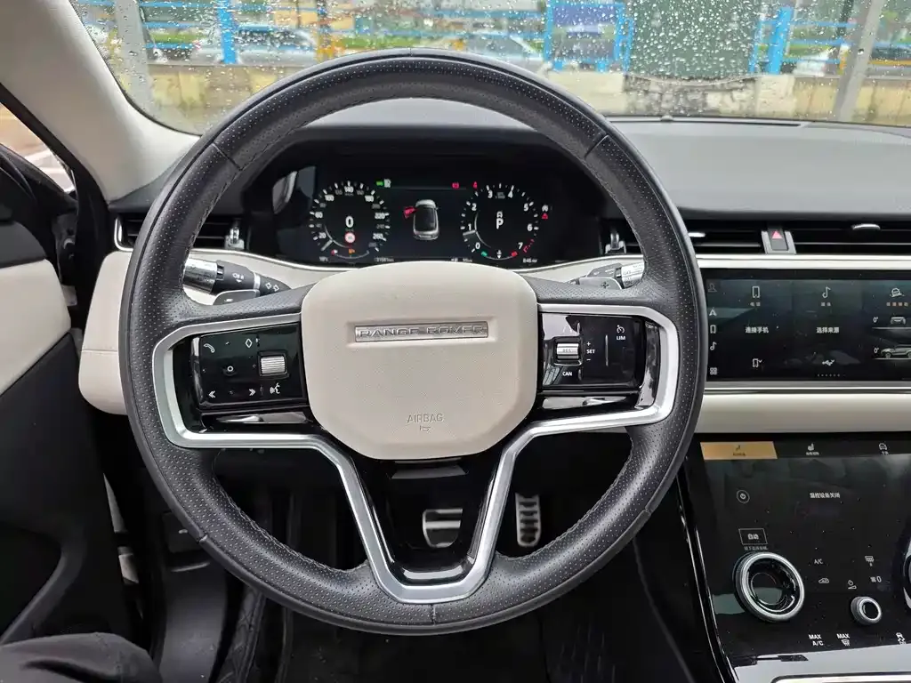 Land Rover Evoque — фото 3