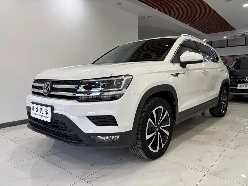 Volkswagen Tharu — фото 1