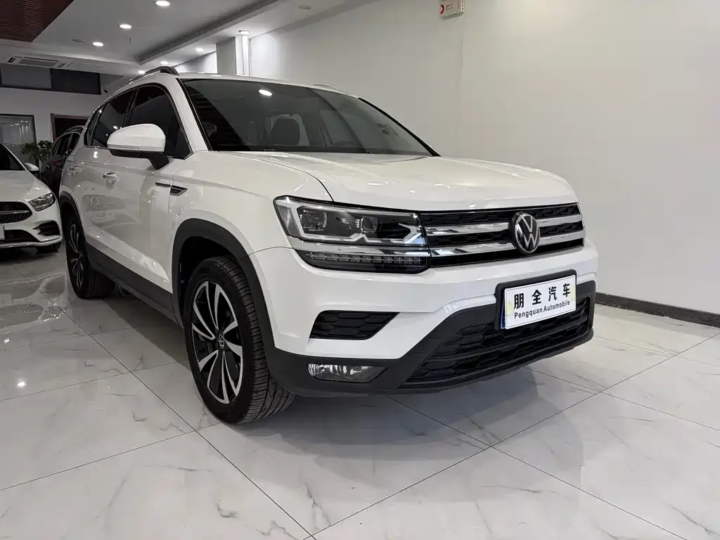 Volkswagen Tharu — фото 6