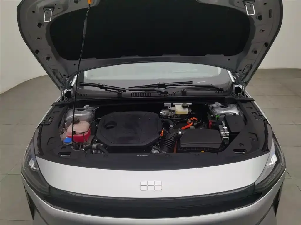 Geely Galaxy L6 2025 из CN, фото 7