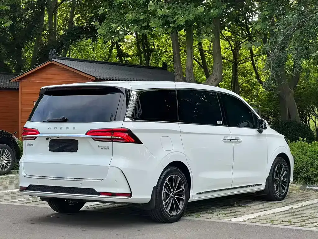 Roewe iMAX8 2022 из CN, фото 9