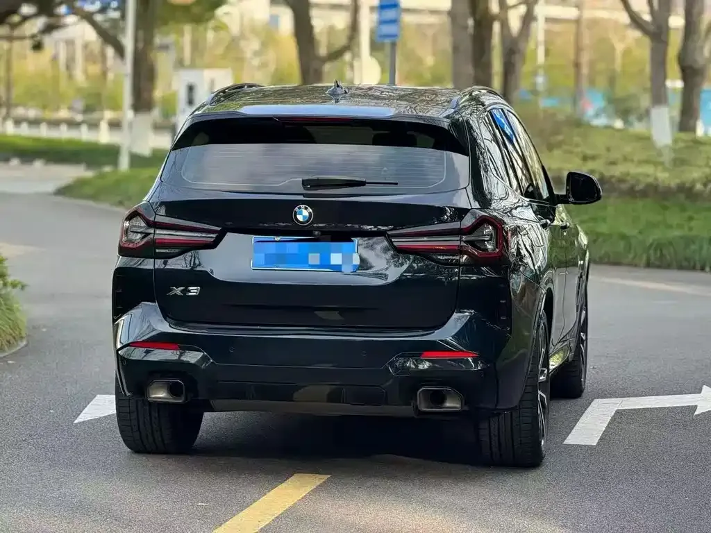 BMW X3 — фото 8