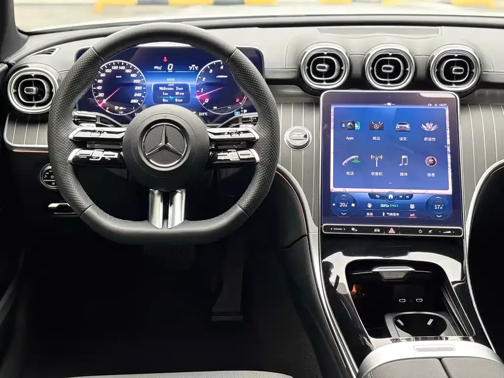 Mercedes-Benz C-Class — фото 10