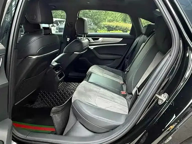 Audi A6L New Energy 2023 из CN, фото 8