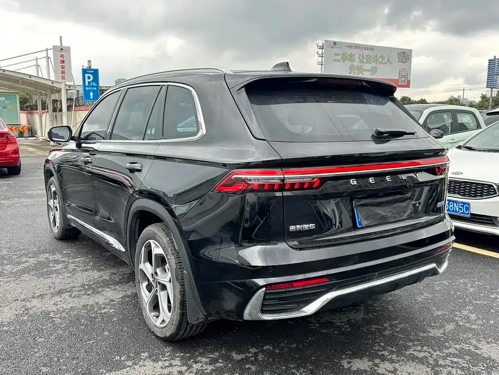 Geely Xingyue L — фото 9