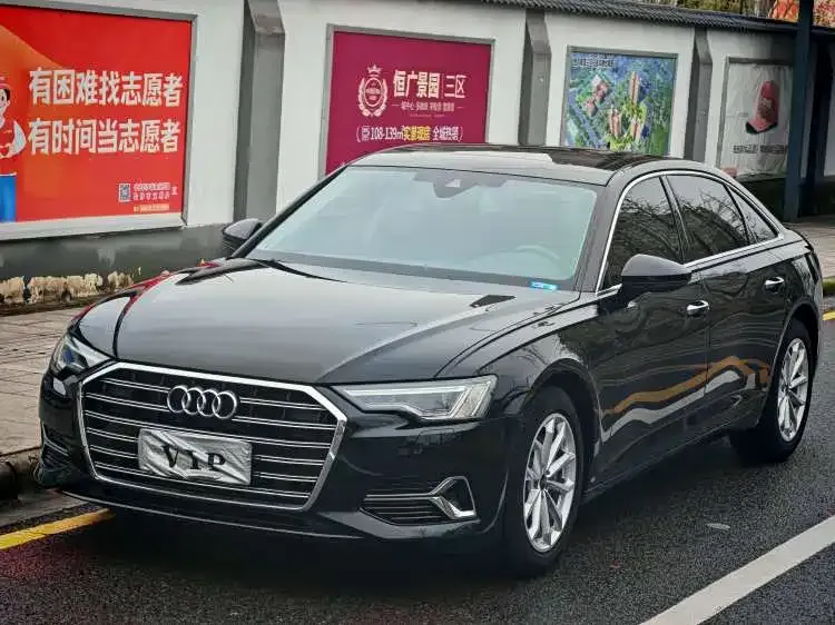 Audi A6L 2023 из CN, фото 1