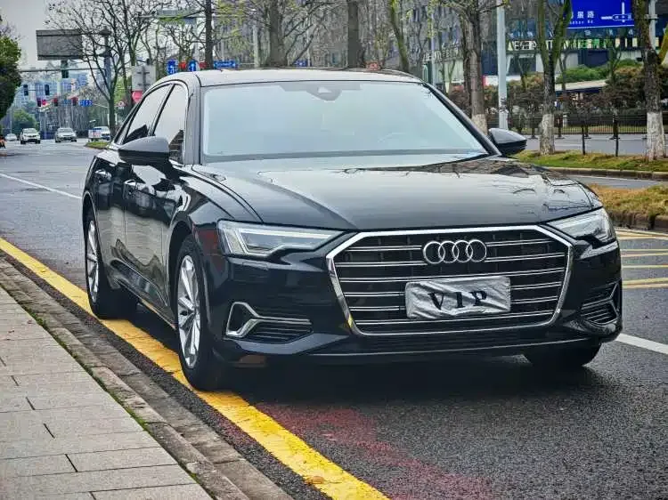 Audi A6L 2023 из CN, фото 10