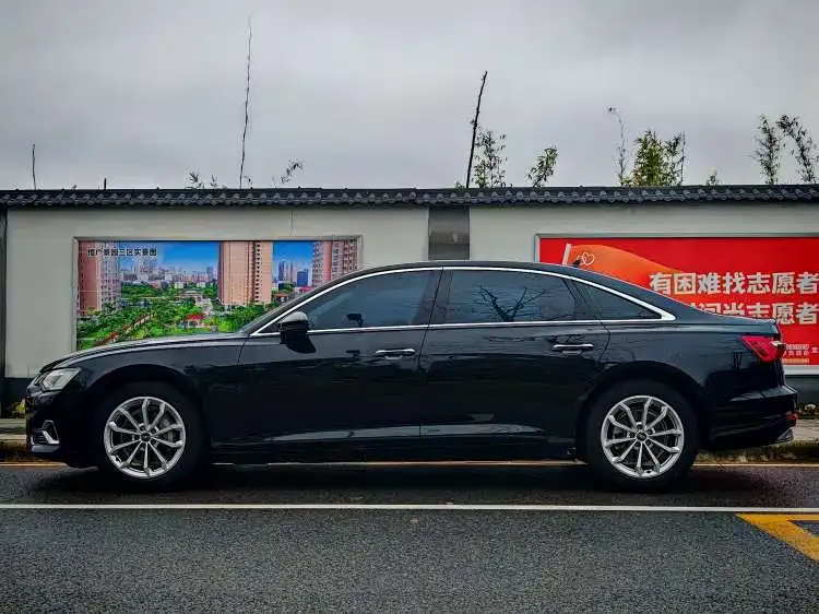 Audi A6L 2023 из CN, фото 5