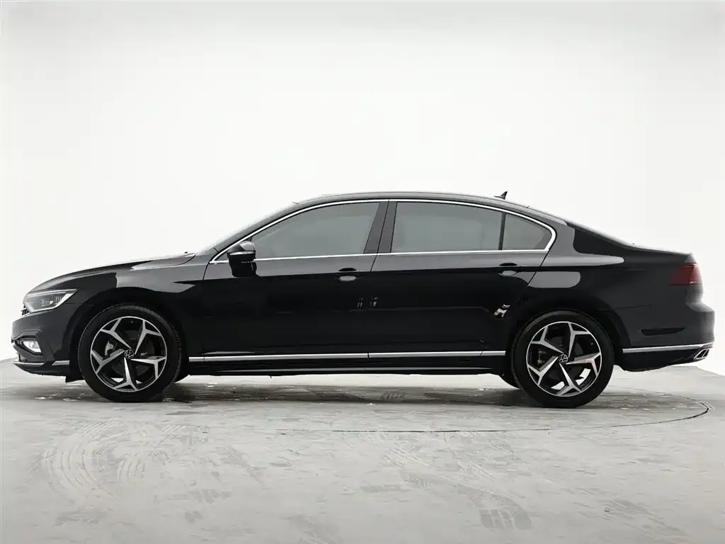 Volkswagen Magotan 2025 из CN, фото 6