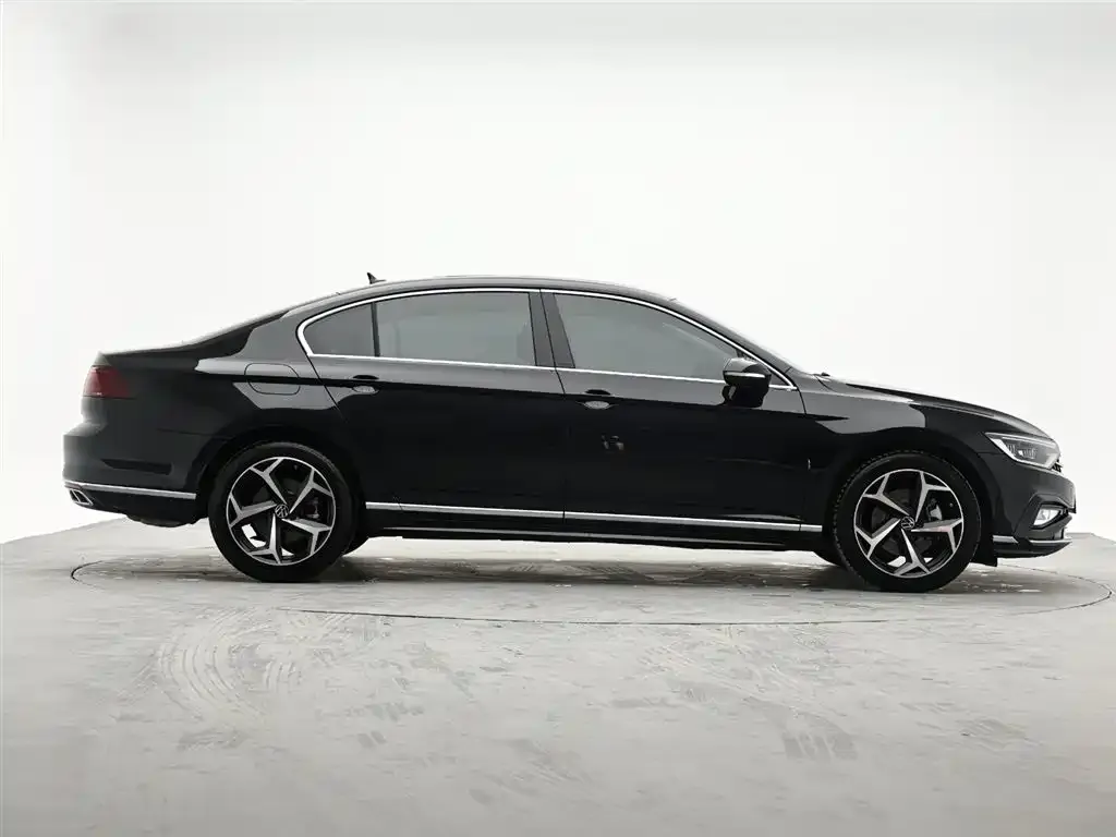 Volkswagen Magotan 2025 из CN, фото 5