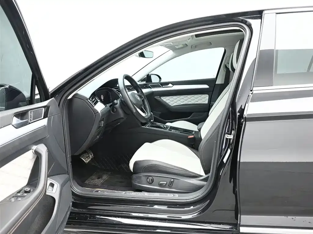 Volkswagen Magotan 2025 из CN, фото 9