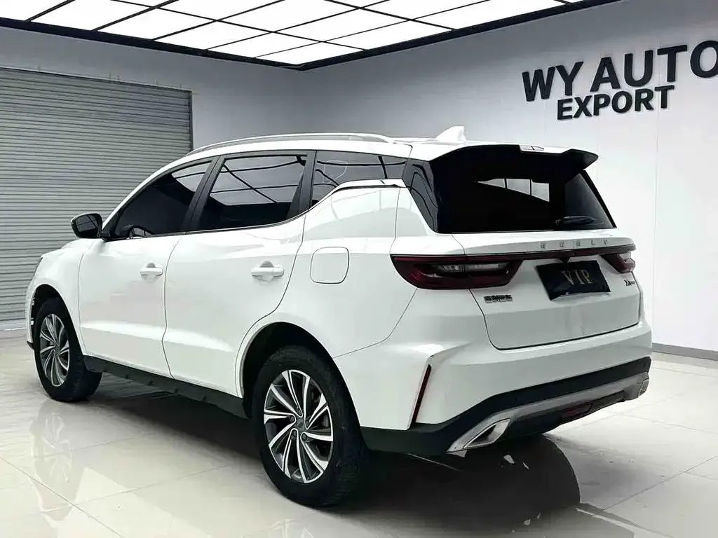 Geely Vision X6 — фото 8