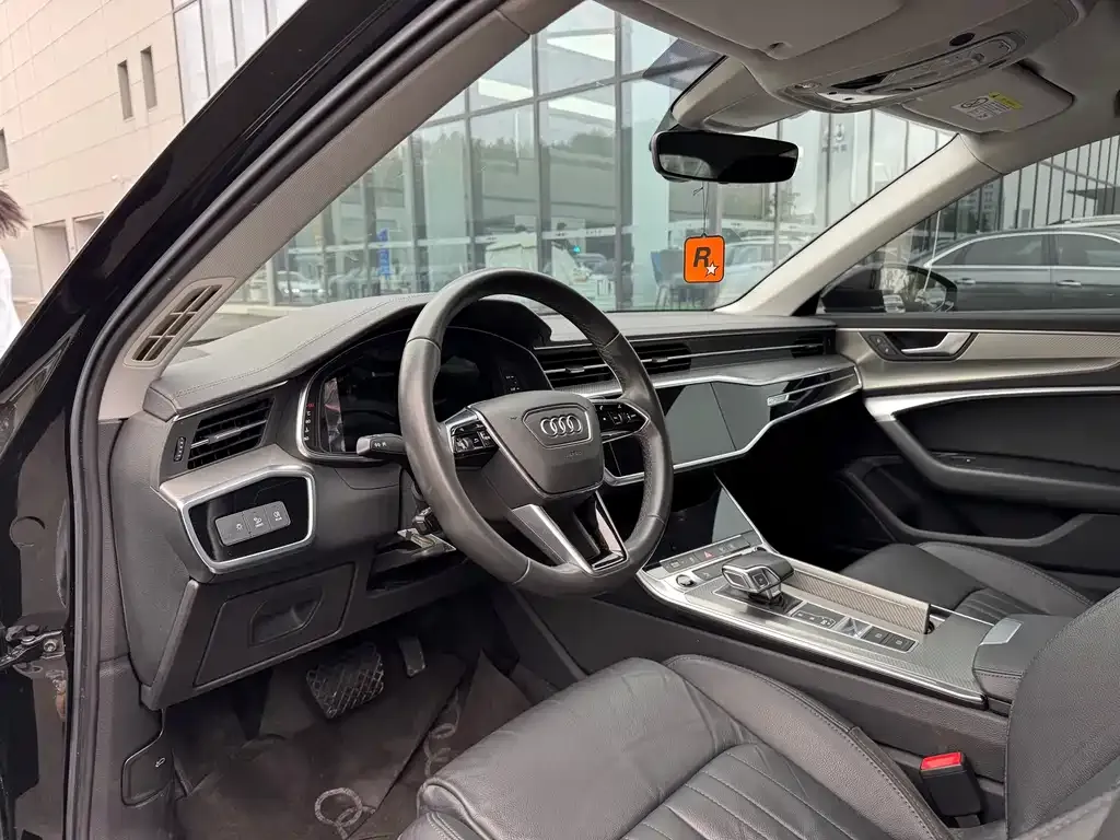 Audi A6L 2021 из CN, фото 5