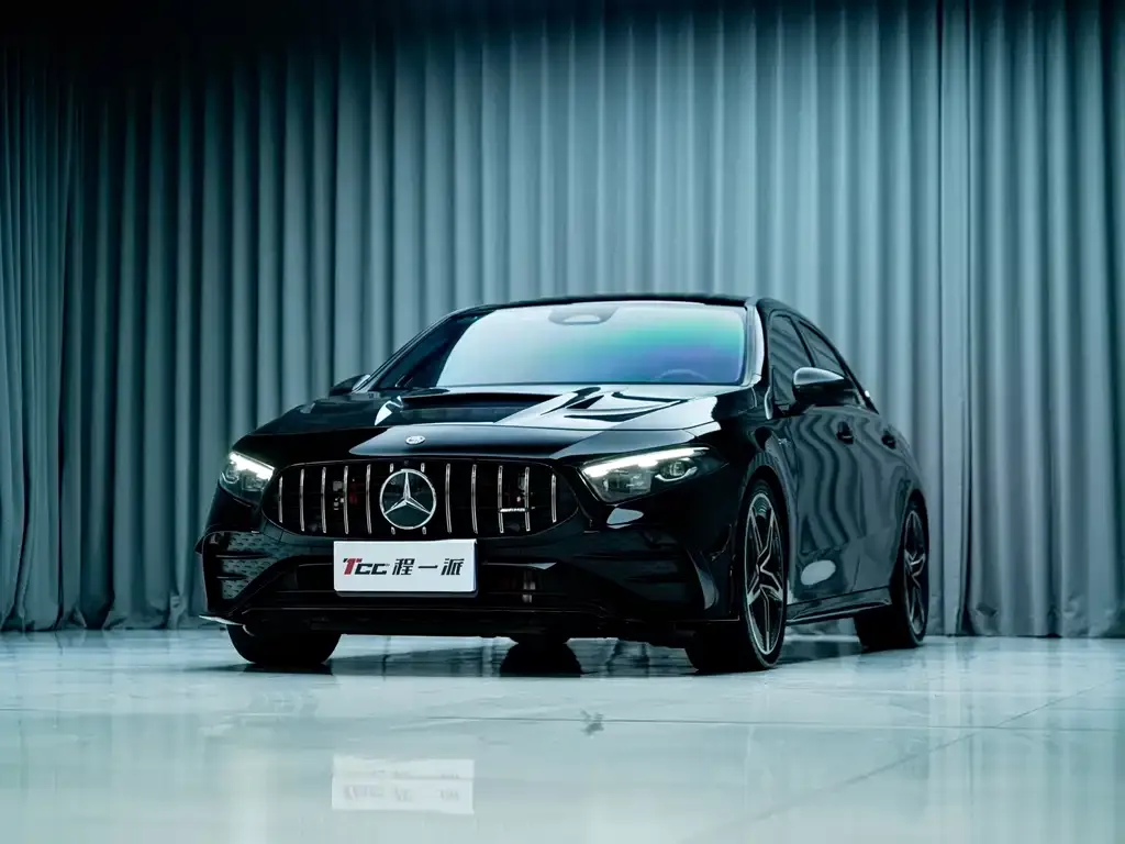 Mercedes-Benz A-Class AMG — фото 1