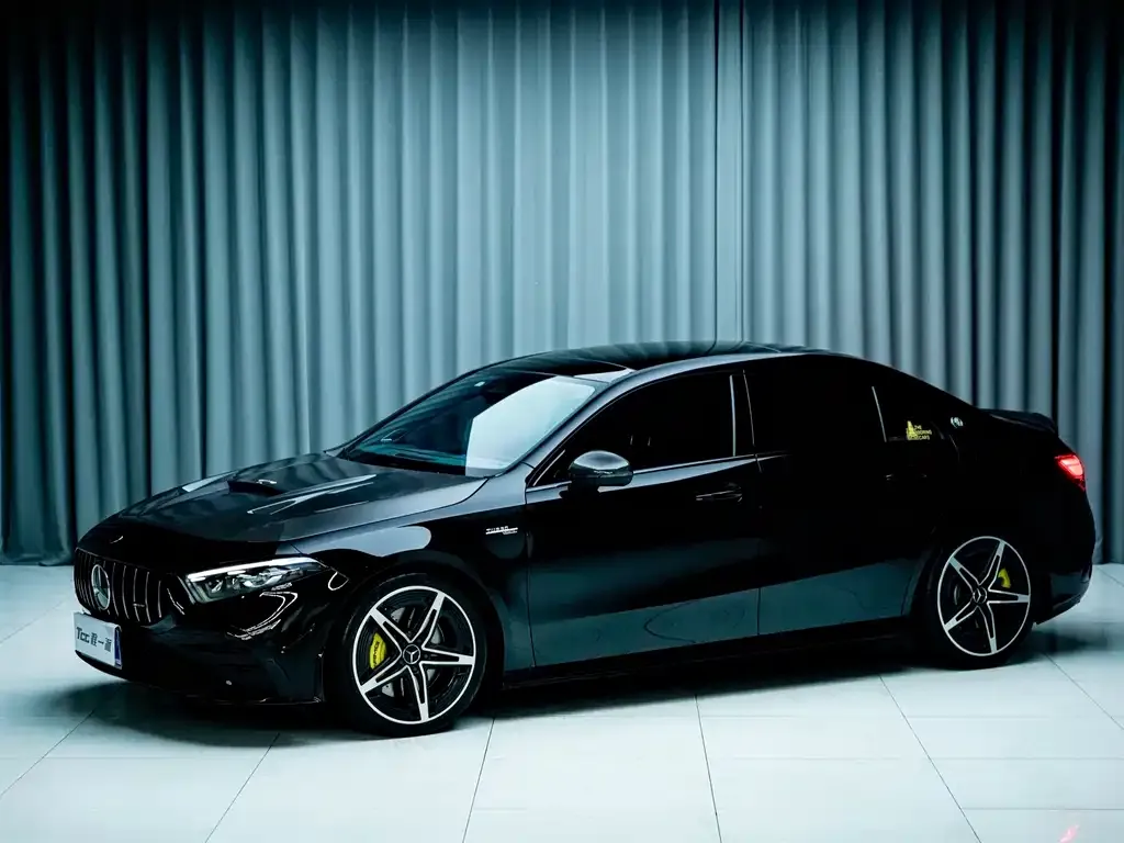 Mercedes-Benz A-Class AMG — фото 4