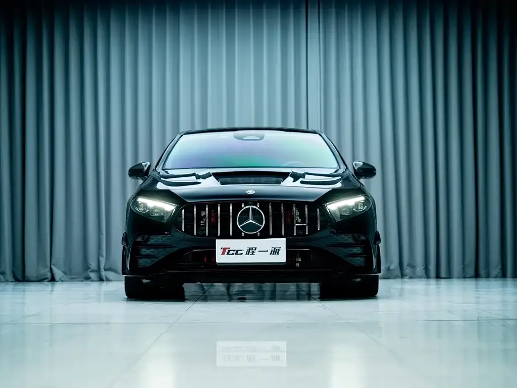 Mercedes-Benz A-Class AMG — фото 2