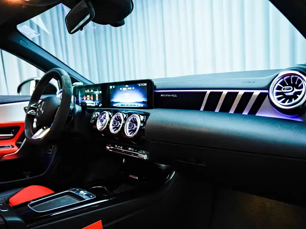Mercedes-Benz A-Class AMG — фото 9