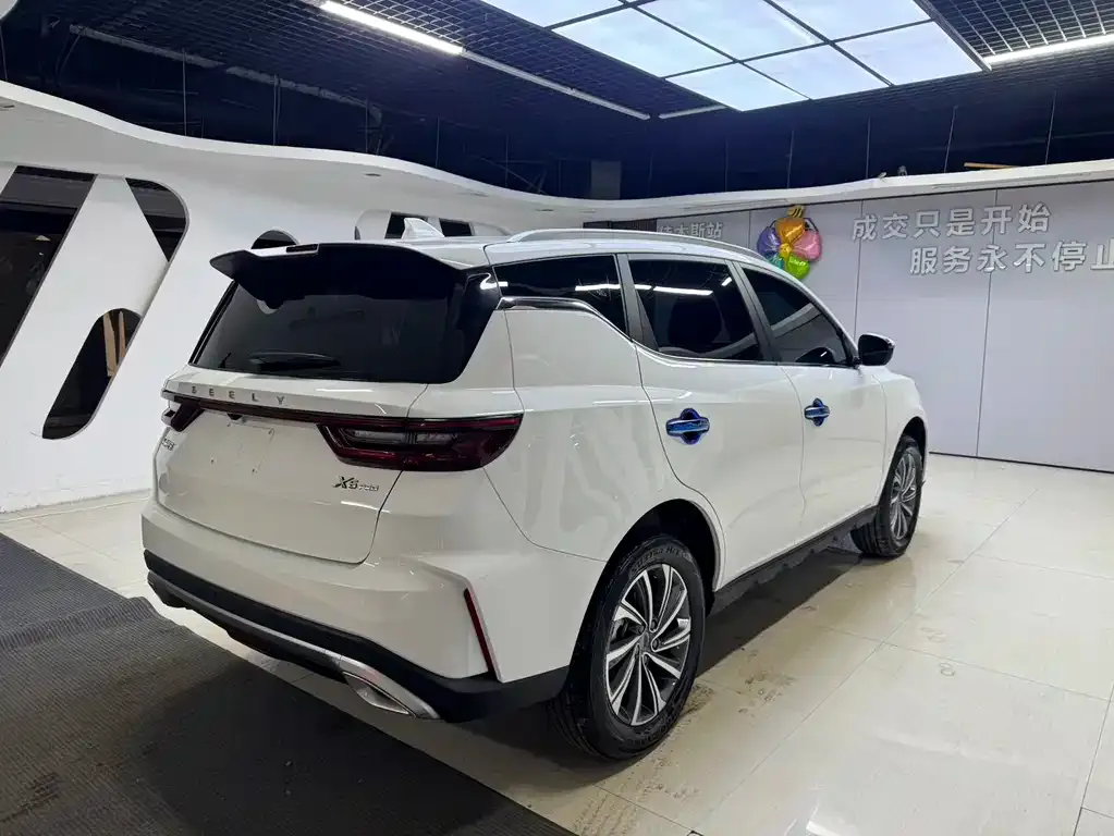 Geely Vision X6 — фото 3