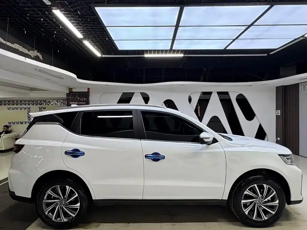 Geely Vision X6 — фото 10