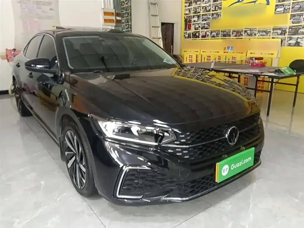 Volkswagen Passat — фото 6