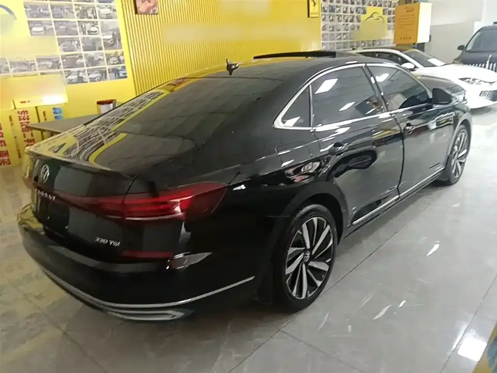 Volkswagen Passat — фото 9