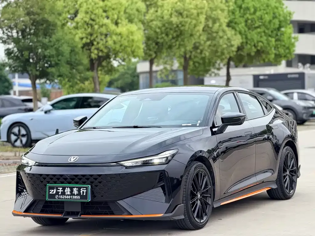 Changan UNI-V 2024 из CN, фото 1