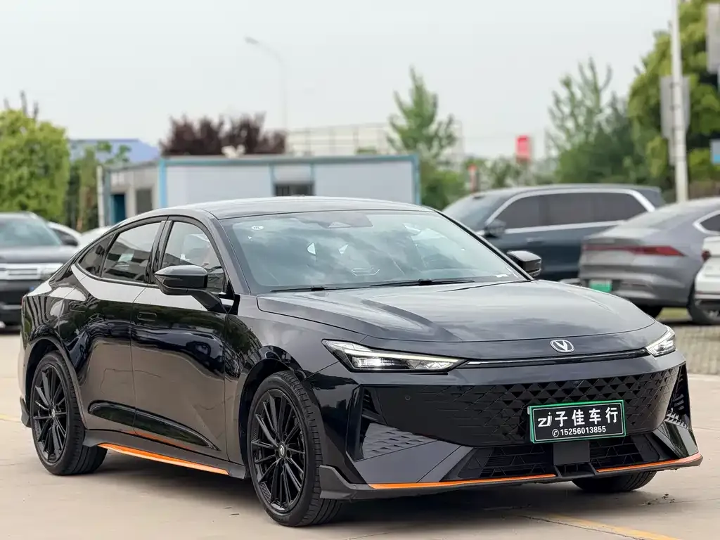 Changan UNI-V 2024 из CN, фото 2