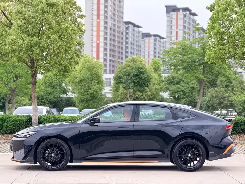 Changan UNI-V 2024 из CN, фото 9