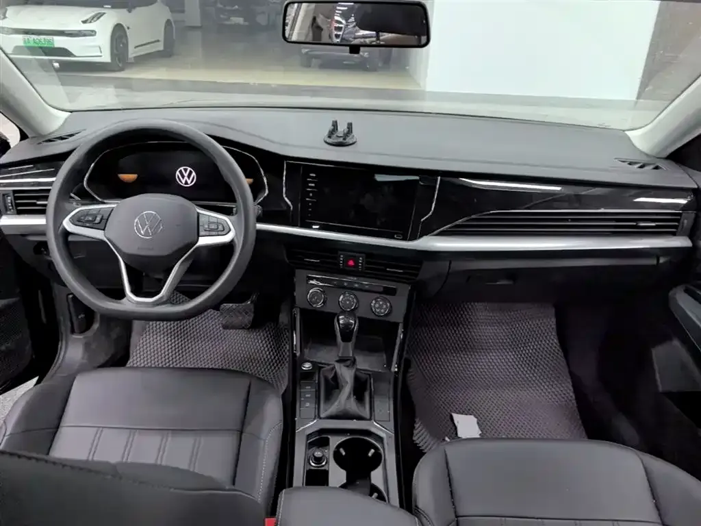 Volkswagen Passat — фото 5