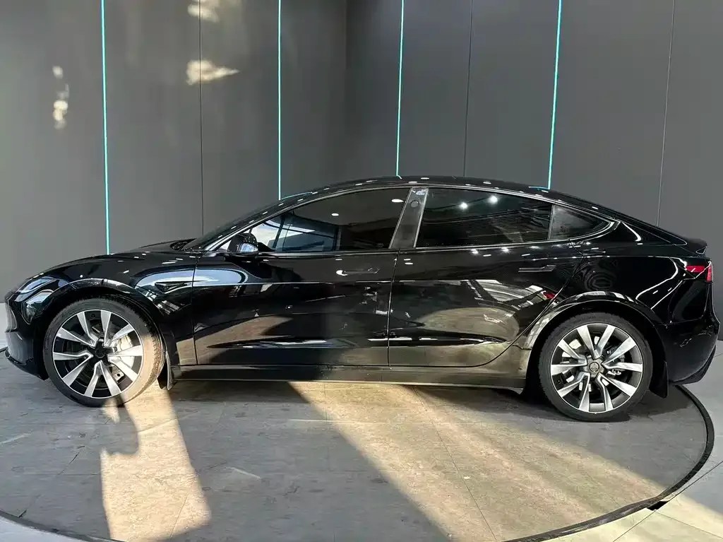 Tesla Model 3 2024 из CN, фото 6