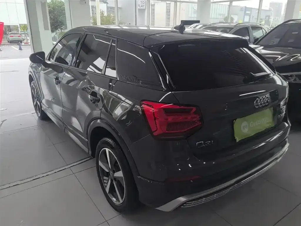 Audi Q2L e-tron 2021 из CN, фото 5