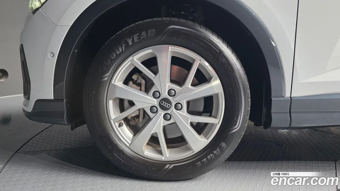 Audi Q3 2023 из KR, фото 7