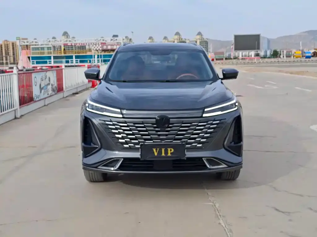 Changan CS75PLUS — фото 2