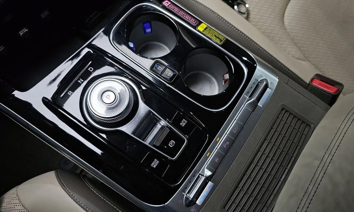 Kia Carnival 2023 из KR, фото 6
