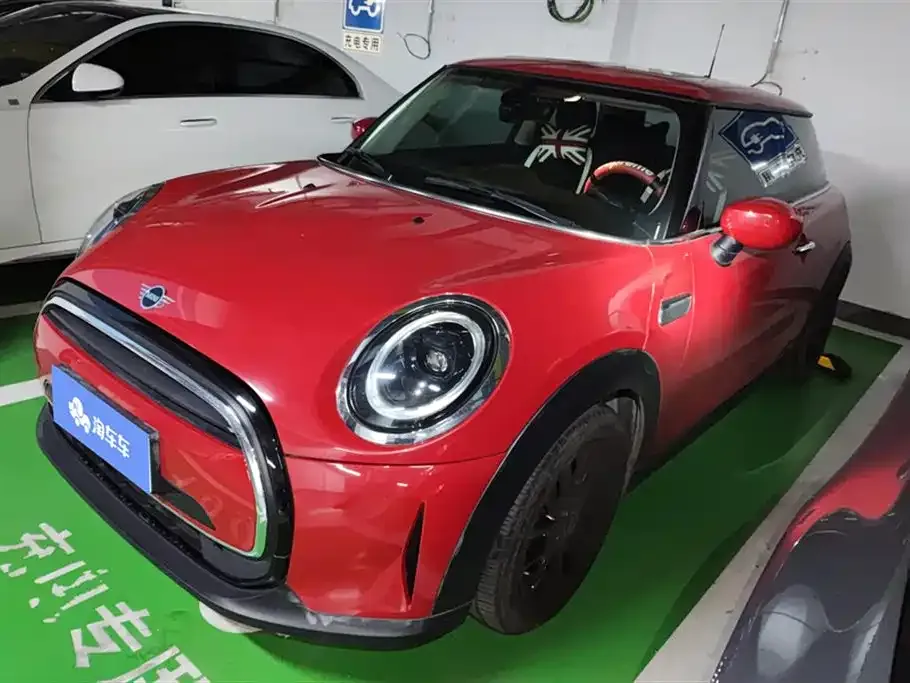MINI Cooper (3-door) — фото 1