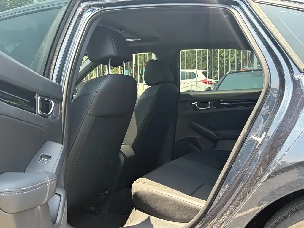Honda Civic — фото 10