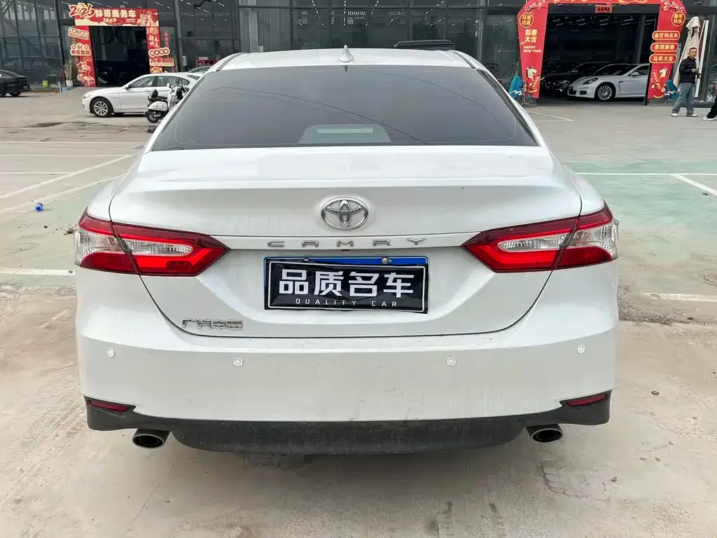 Toyota Camry 2023 из CN, фото 5