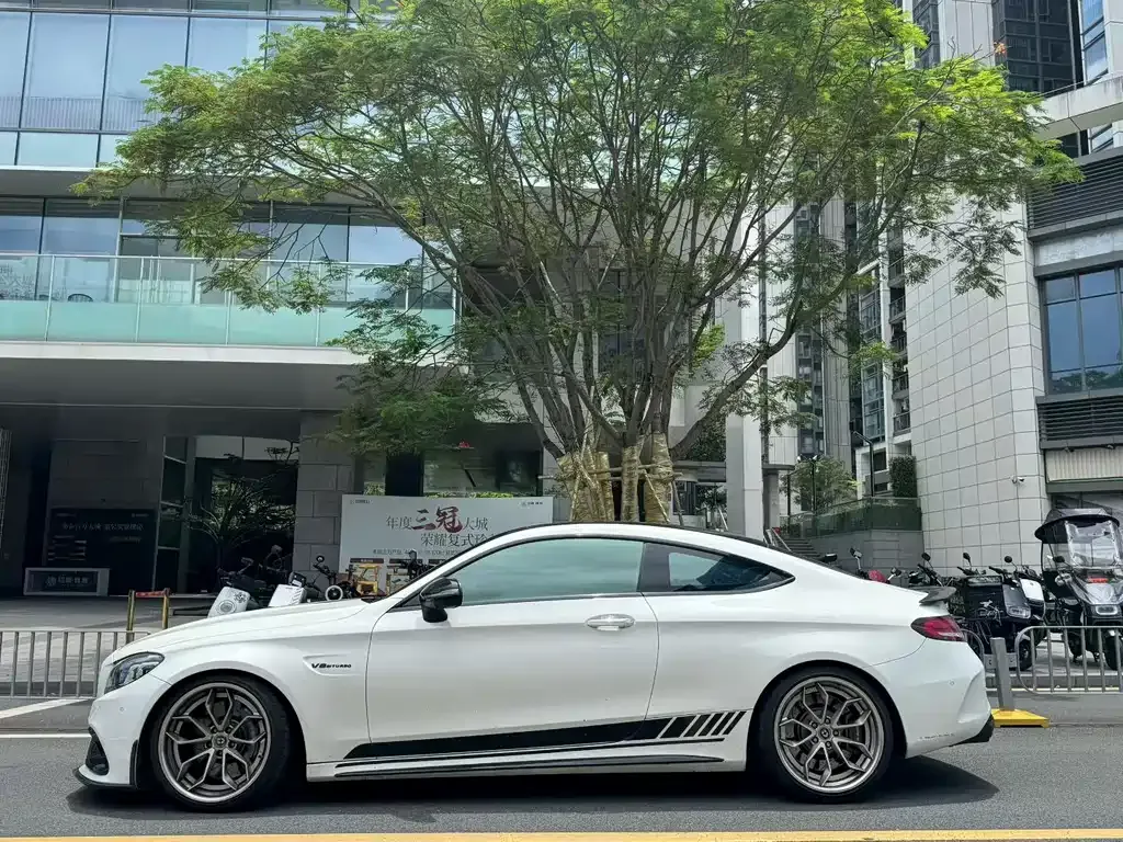 Mercedes-Benz C-Class AMG — фото 9